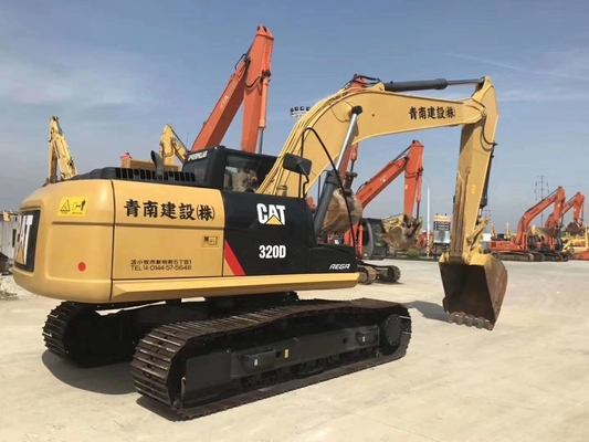 幼虫320Dは構造のためにCATの掘削機を使用した